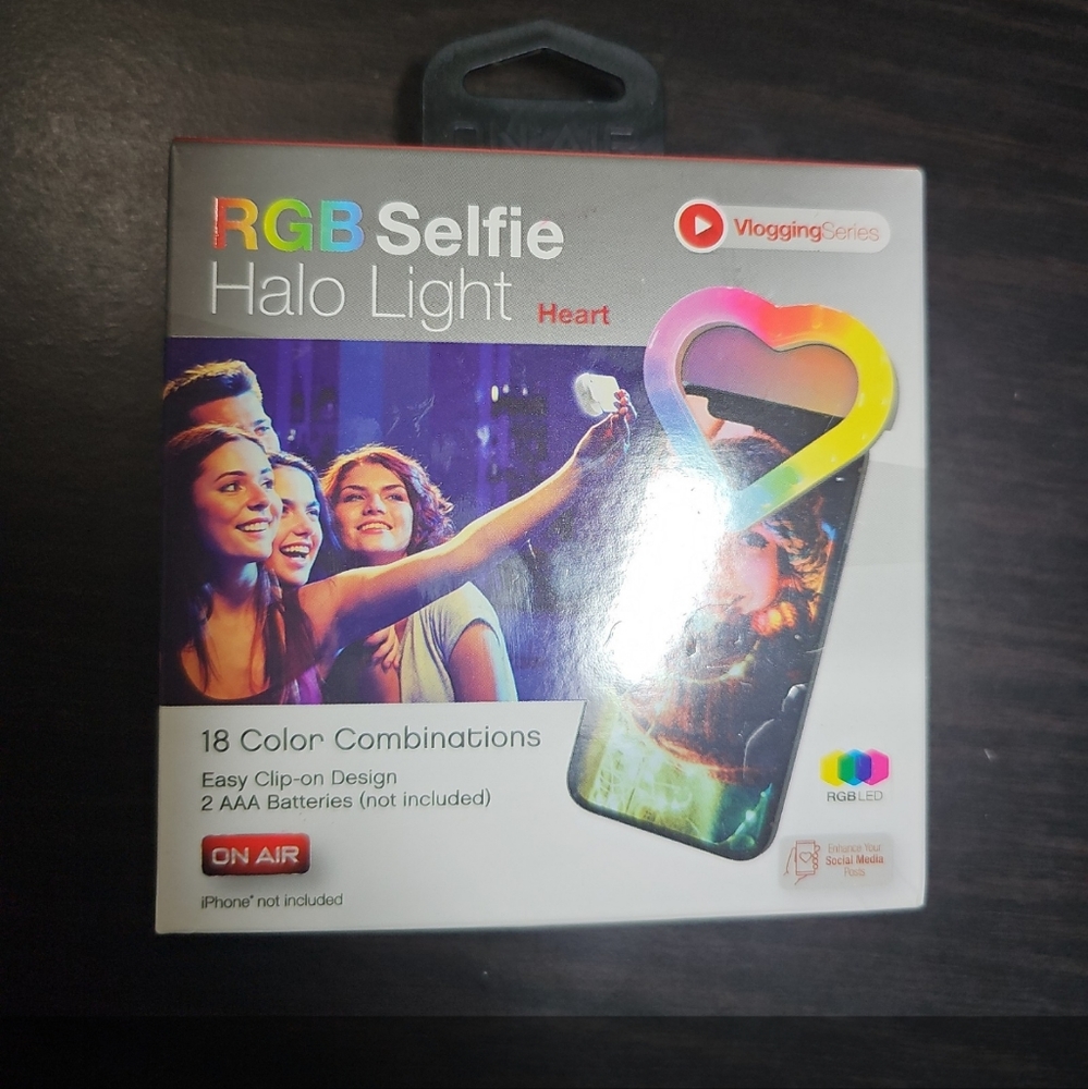 NIB RGB SELFIE PHONE HALO HEART LIGHT